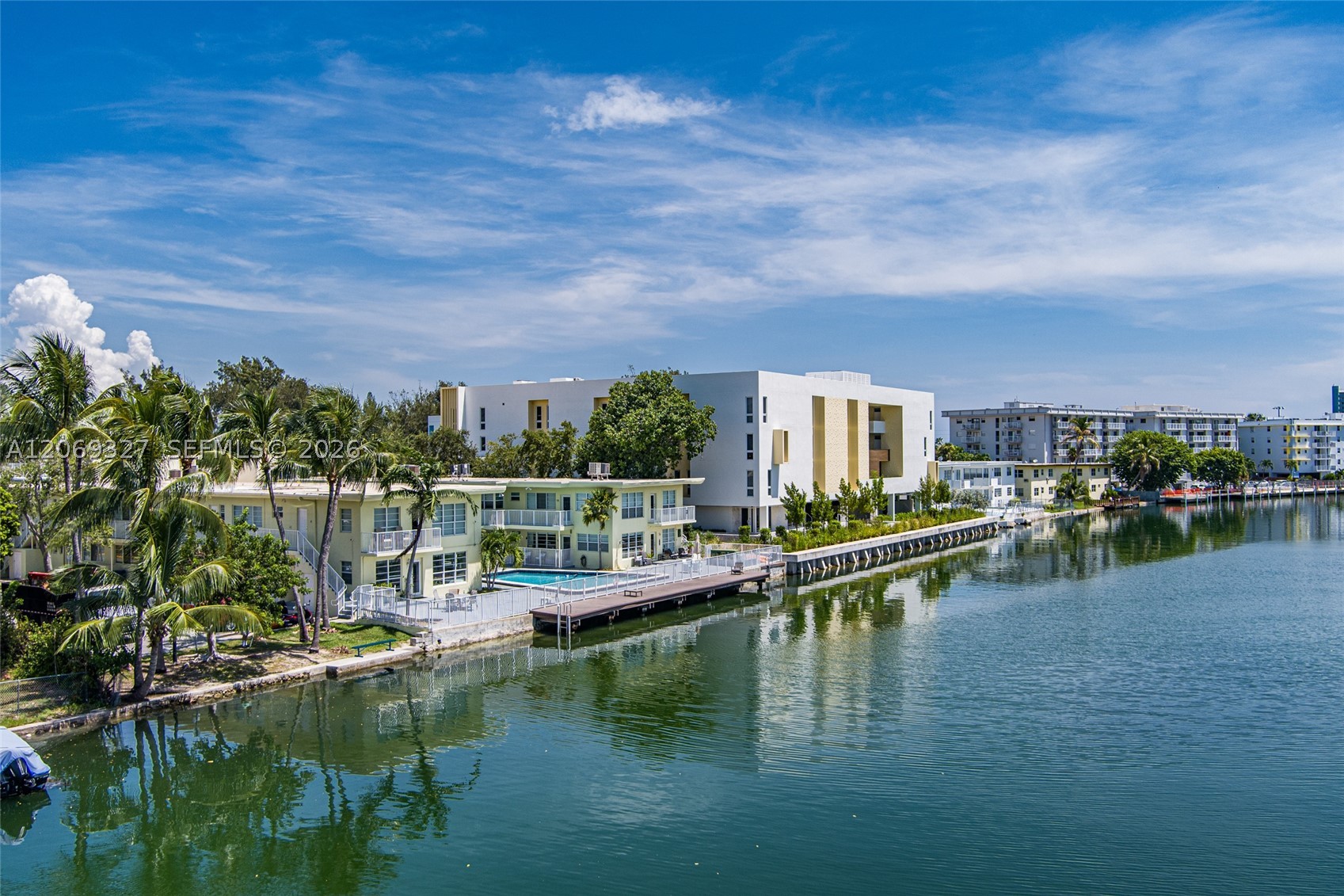 350 S Shore Dr #15, Miami Beach FL 33141