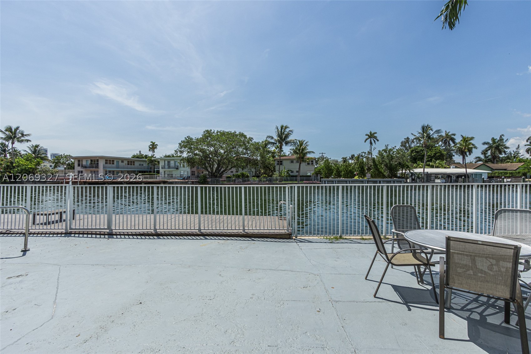 350 S Shore Dr #15, Miami Beach FL 33141