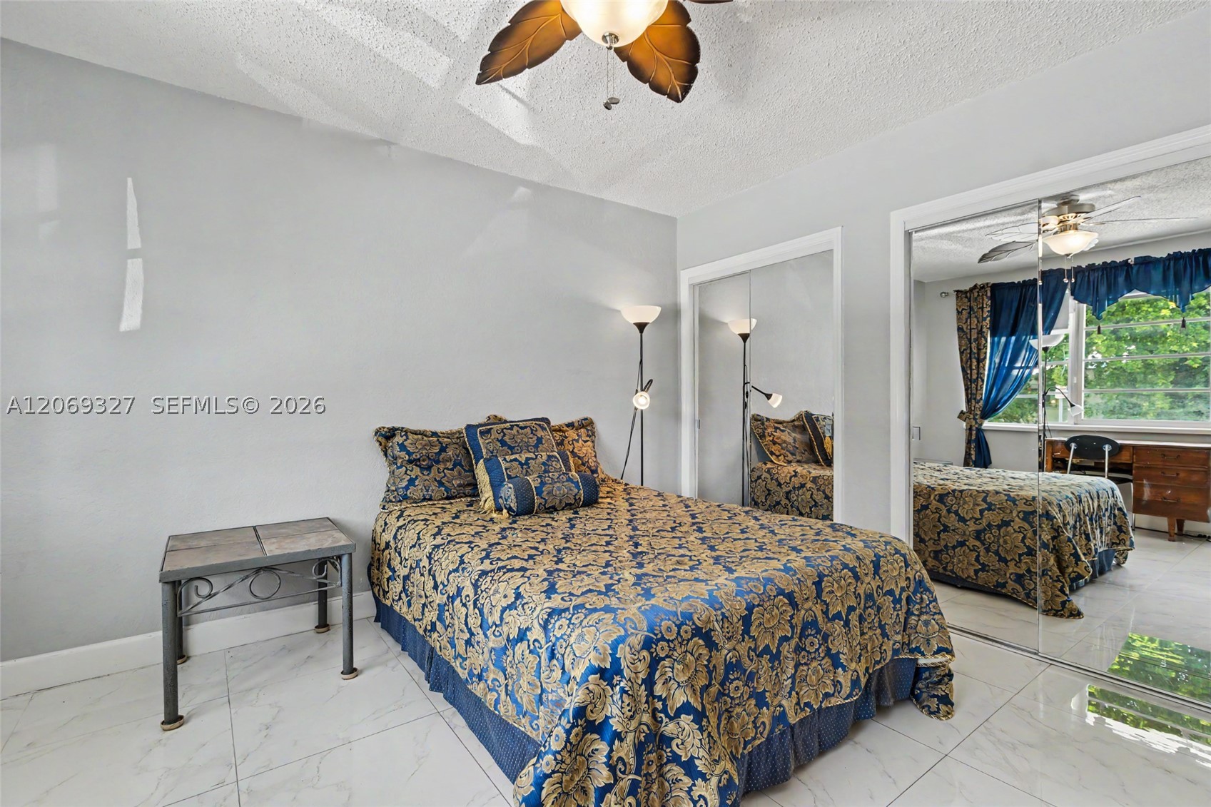 350 S Shore Dr #15, Miami Beach FL 33141