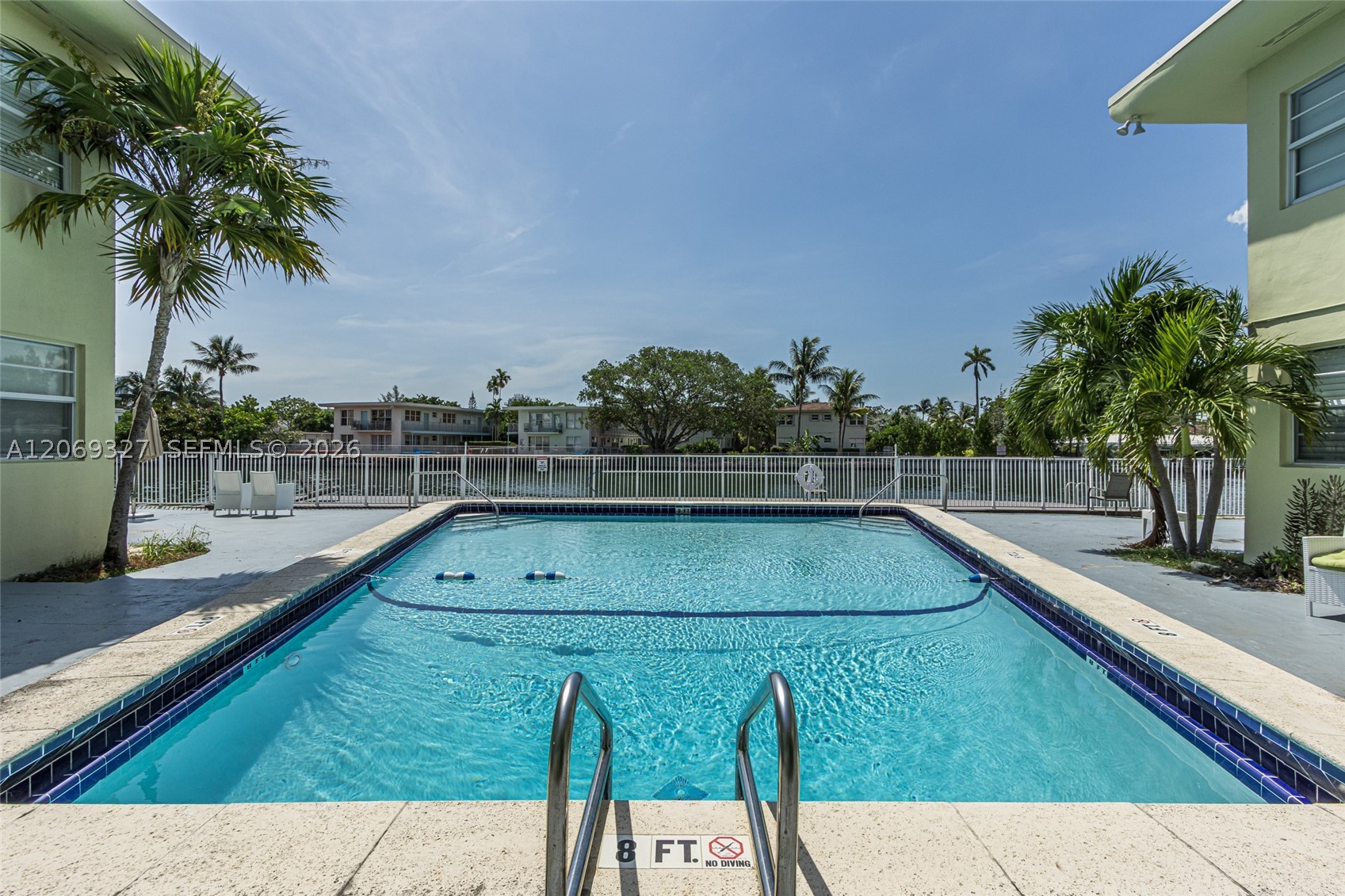 350 S Shore Dr #15, Miami Beach FL 33141