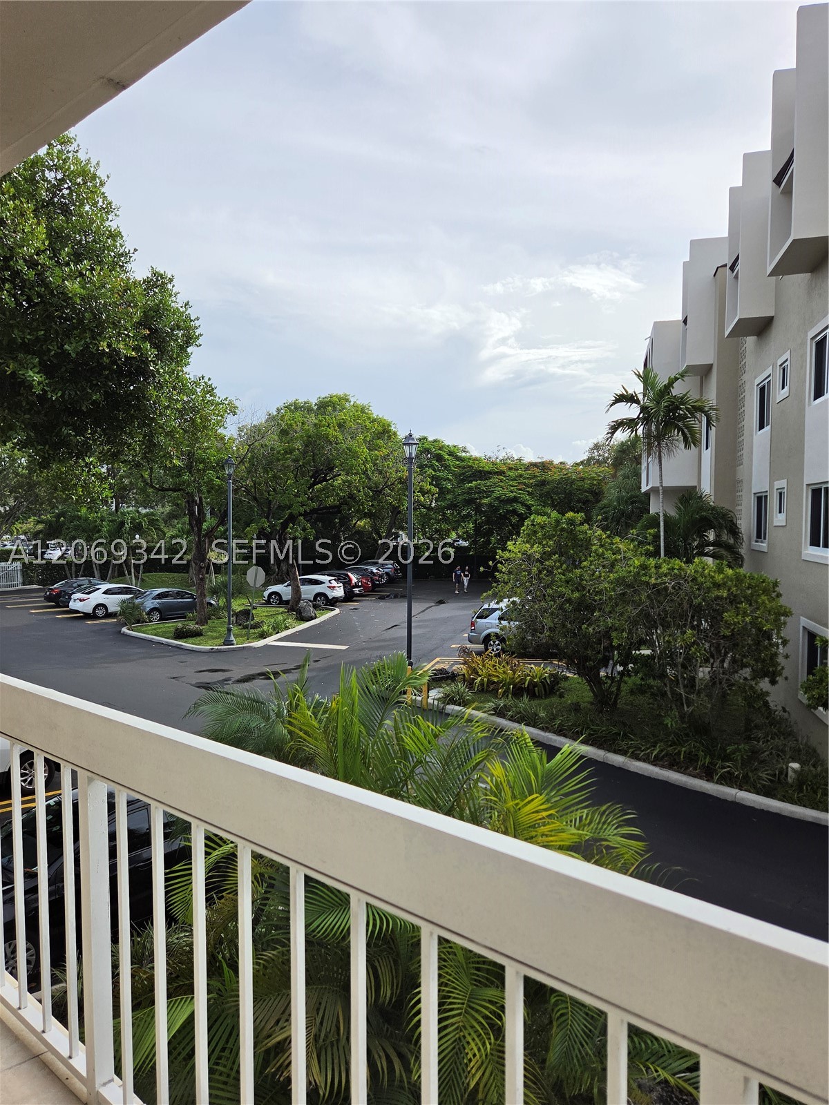 7707 Camino Real #209, Miami FL 33143