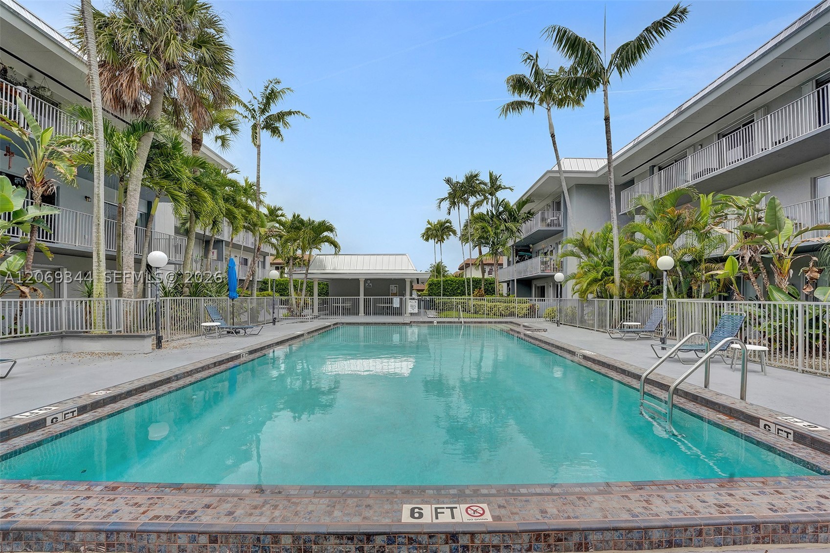 7401 SW 82nd St #302S, Miami FL 33143