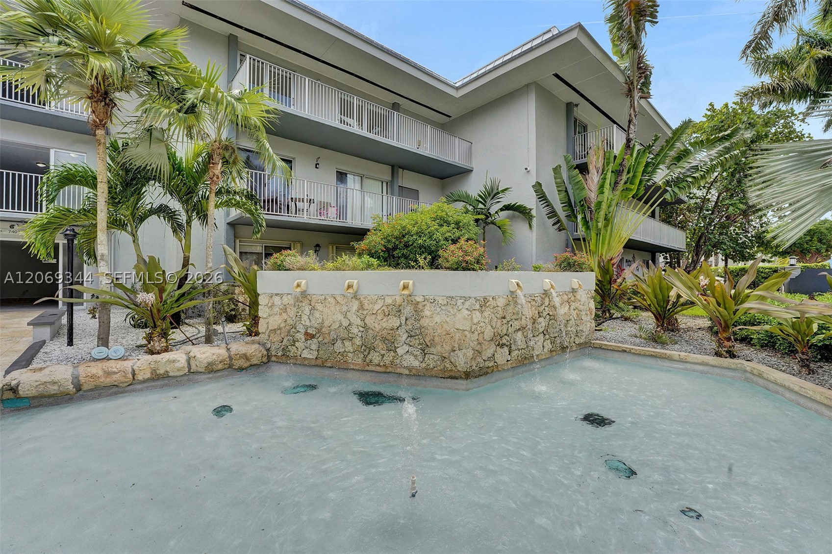 7401 SW 82nd St #302S, Miami FL 33143