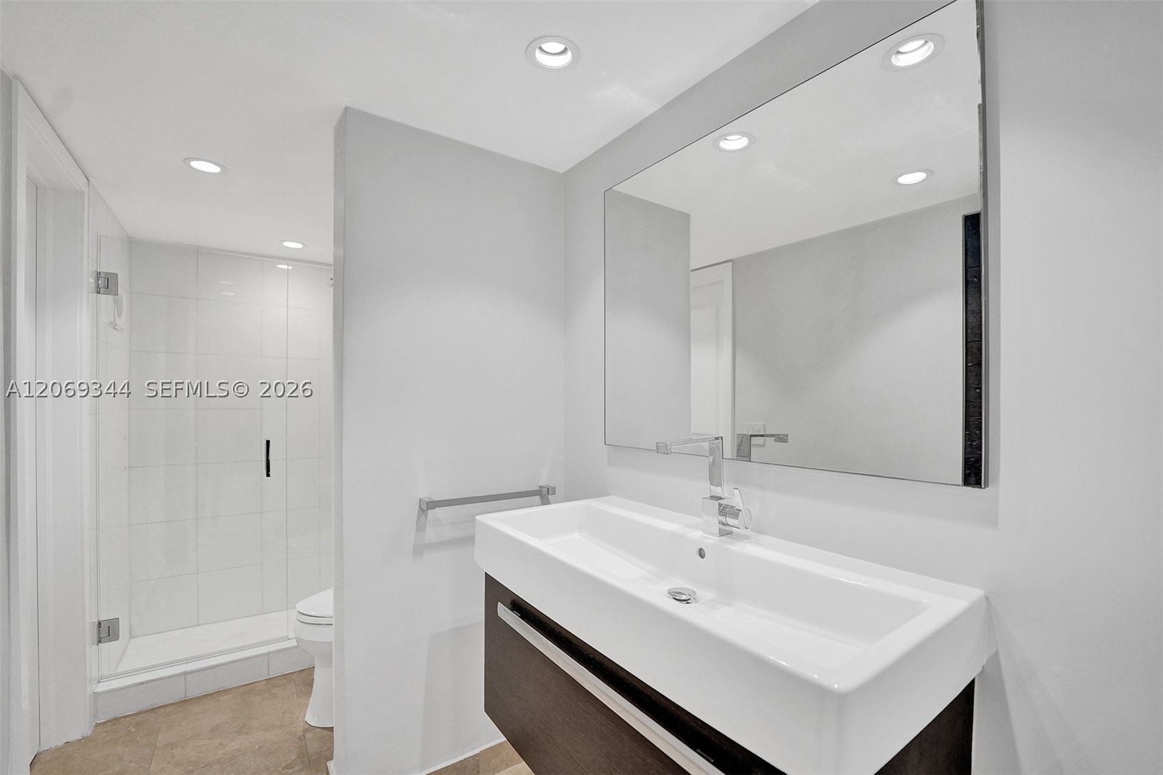 7401 SW 82nd St #302S, Miami FL 33143
