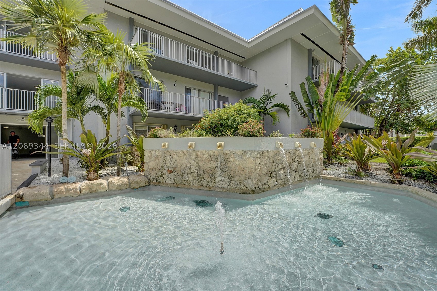 7401 SW 82nd St #302S, Miami FL 33143