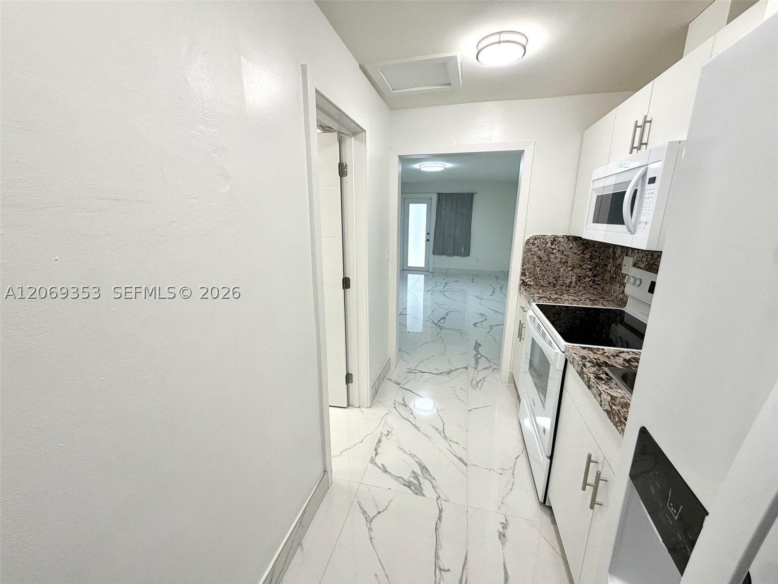 931 SW 82nd Ave #3, Miami FL 33144