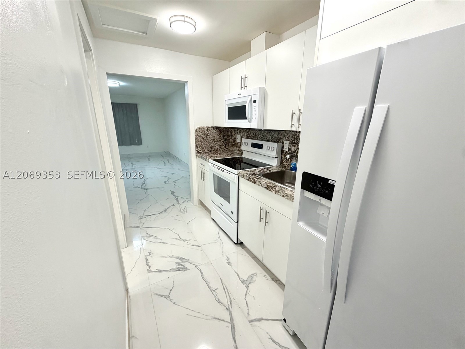 931 SW 82nd Ave #3, Miami FL 33144