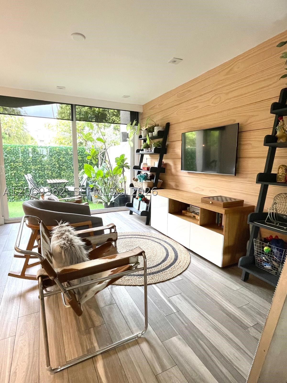 201 Crandon Blvd #175, Key Biscayne FL 33149