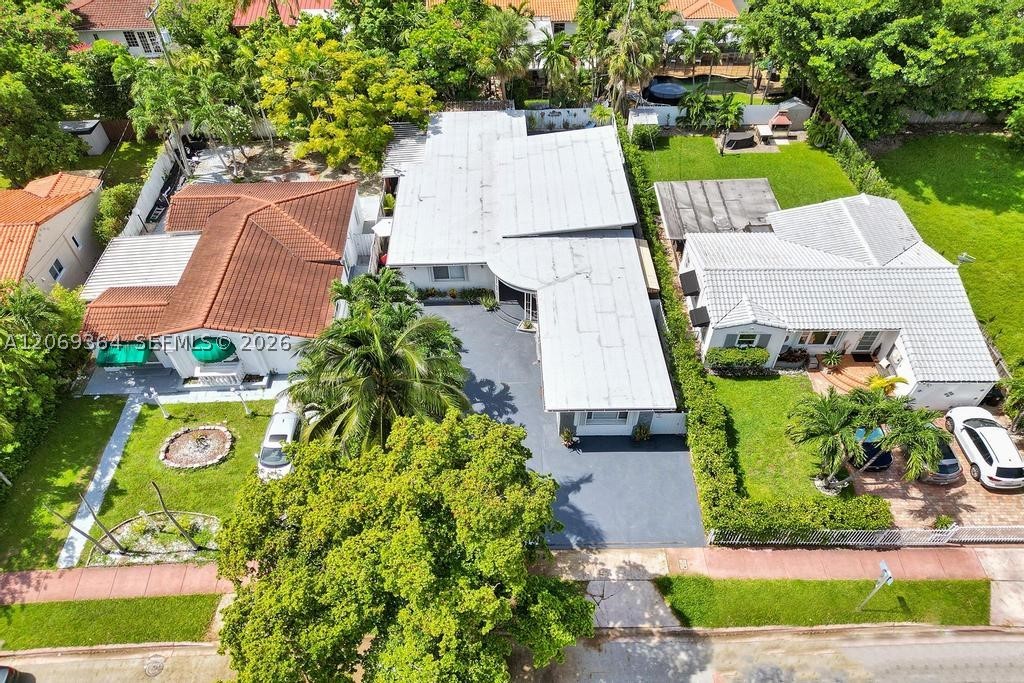1750 71st St, Miami Beach FL 33141