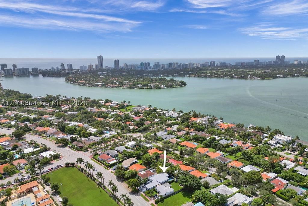1750 71st St, Miami Beach FL 33141