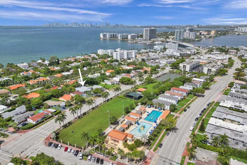 1750 71st St, Miami Beach FL 33141