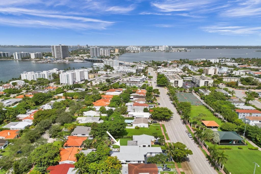 1750 71st St, Miami Beach FL 33141