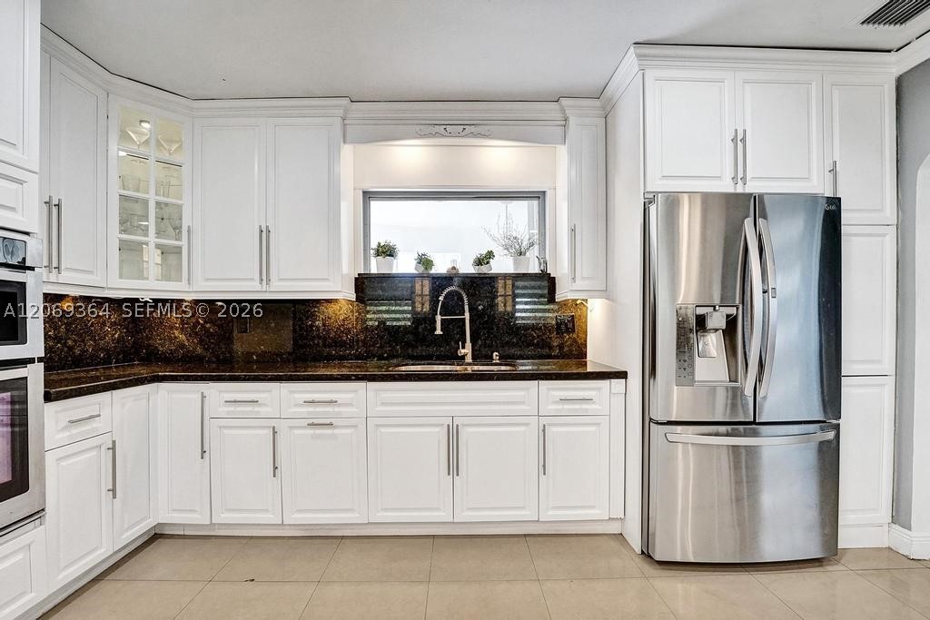 1750 71st St, Miami Beach FL 33141