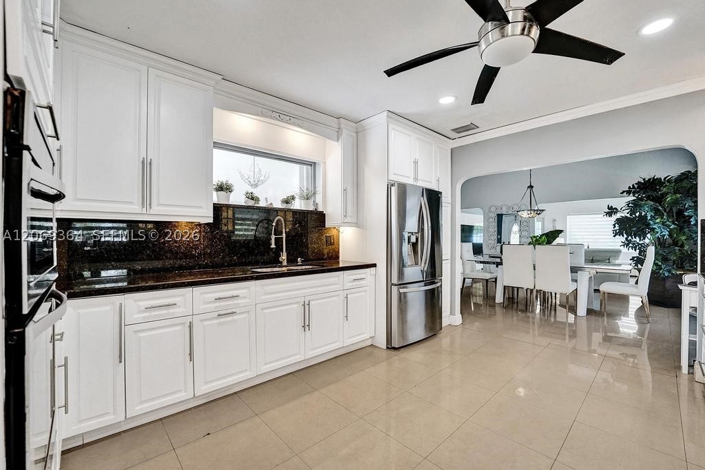 1750 71st St, Miami Beach FL 33141