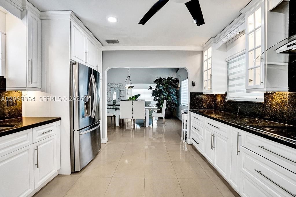 1750 71st St, Miami Beach FL 33141