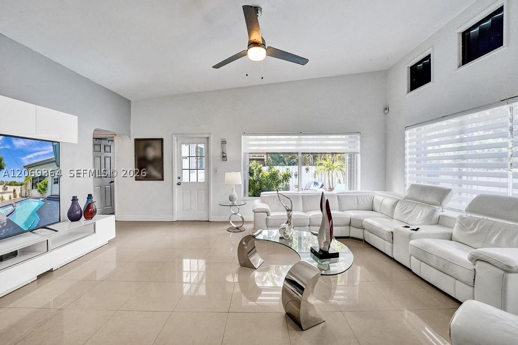 1750 71st St, Miami Beach FL 33141