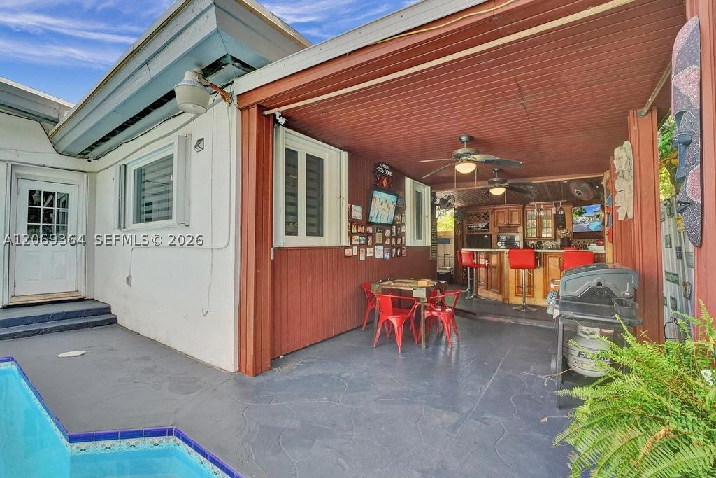 1750 71st St, Miami Beach FL 33141