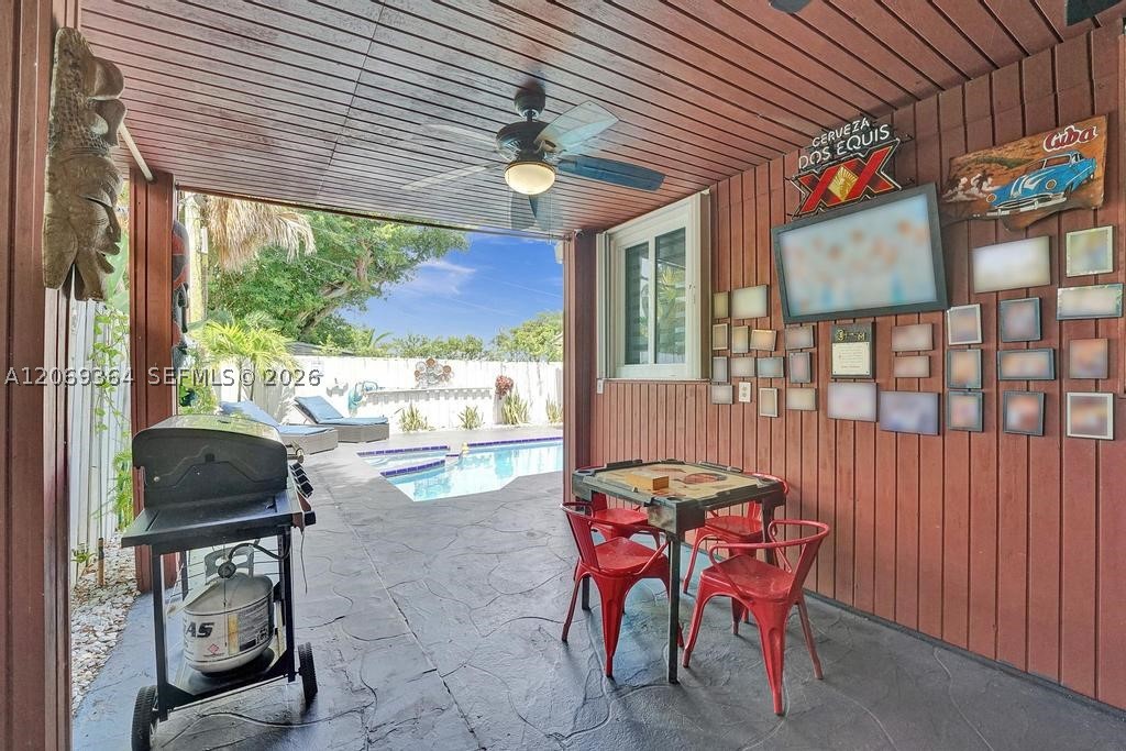 1750 71st St, Miami Beach FL 33141