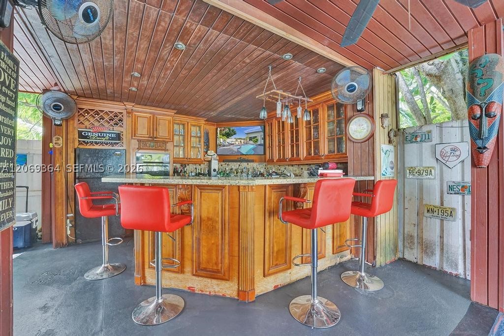 1750 71st St, Miami Beach FL 33141