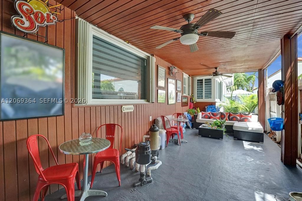 1750 71st St, Miami Beach FL 33141