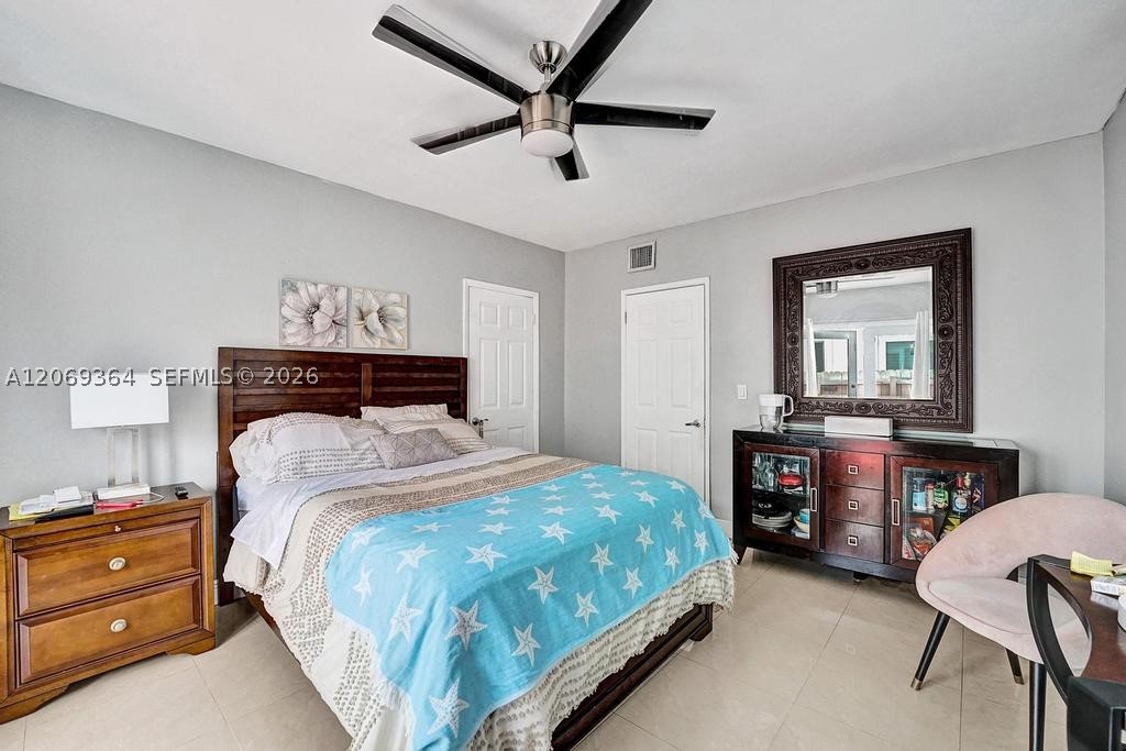 1750 71st St, Miami Beach FL 33141