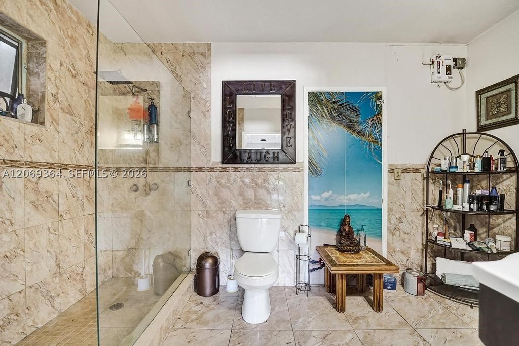 1750 71st St, Miami Beach FL 33141