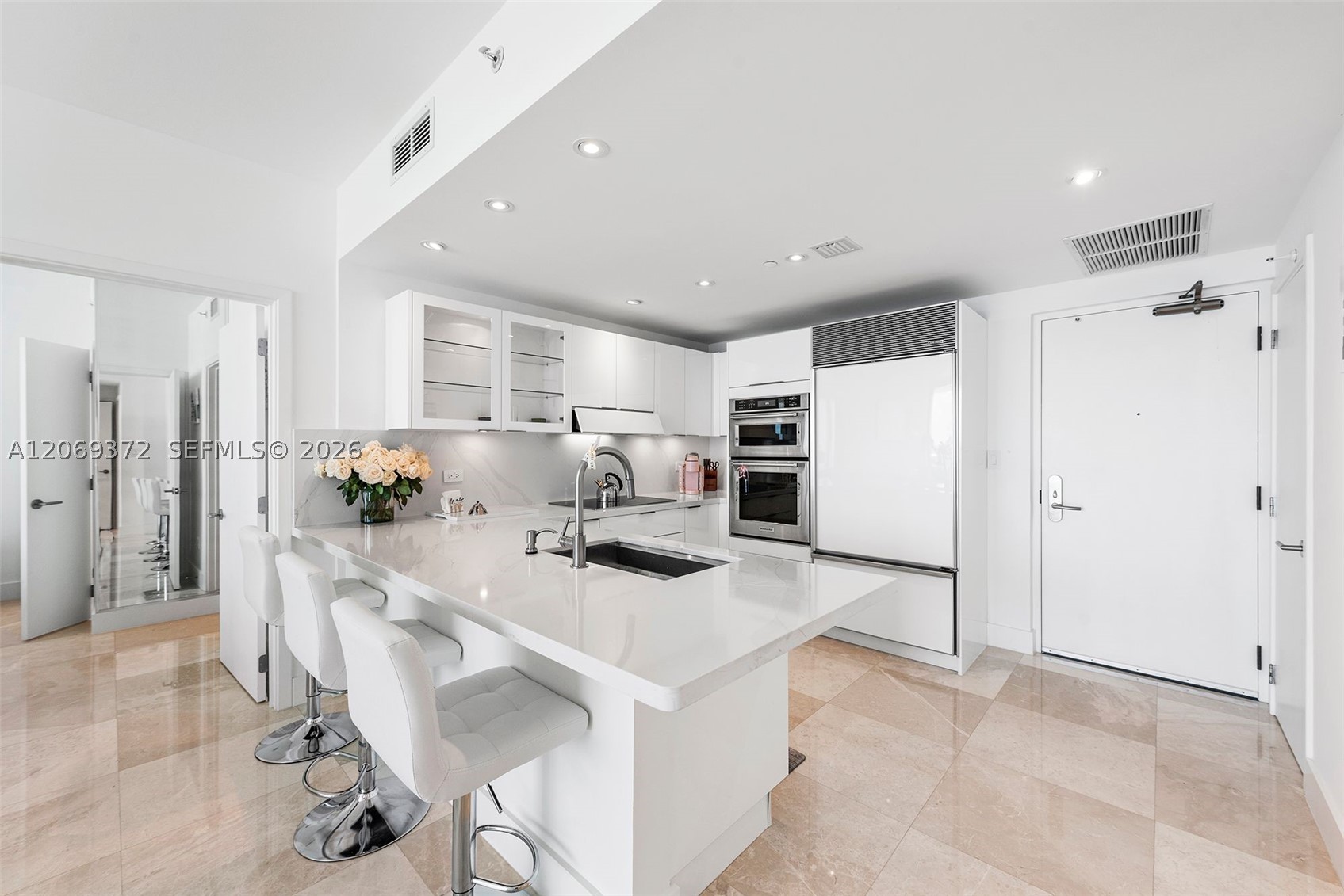 6799 Collins Ave #804, Miami Beach FL 33141