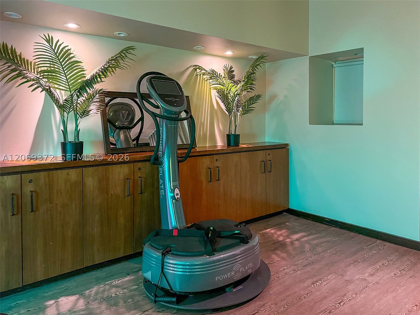 6799 Collins Ave #804, Miami Beach FL 33141