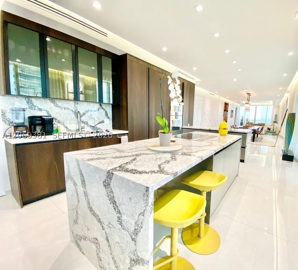 16901 Collins Ave #701, Sunny Isles Beach FL 33160