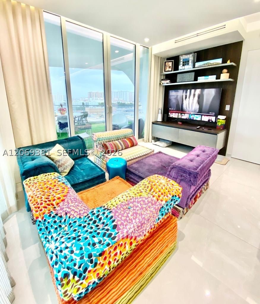 16901 Collins Ave #701, Sunny Isles Beach FL 33160