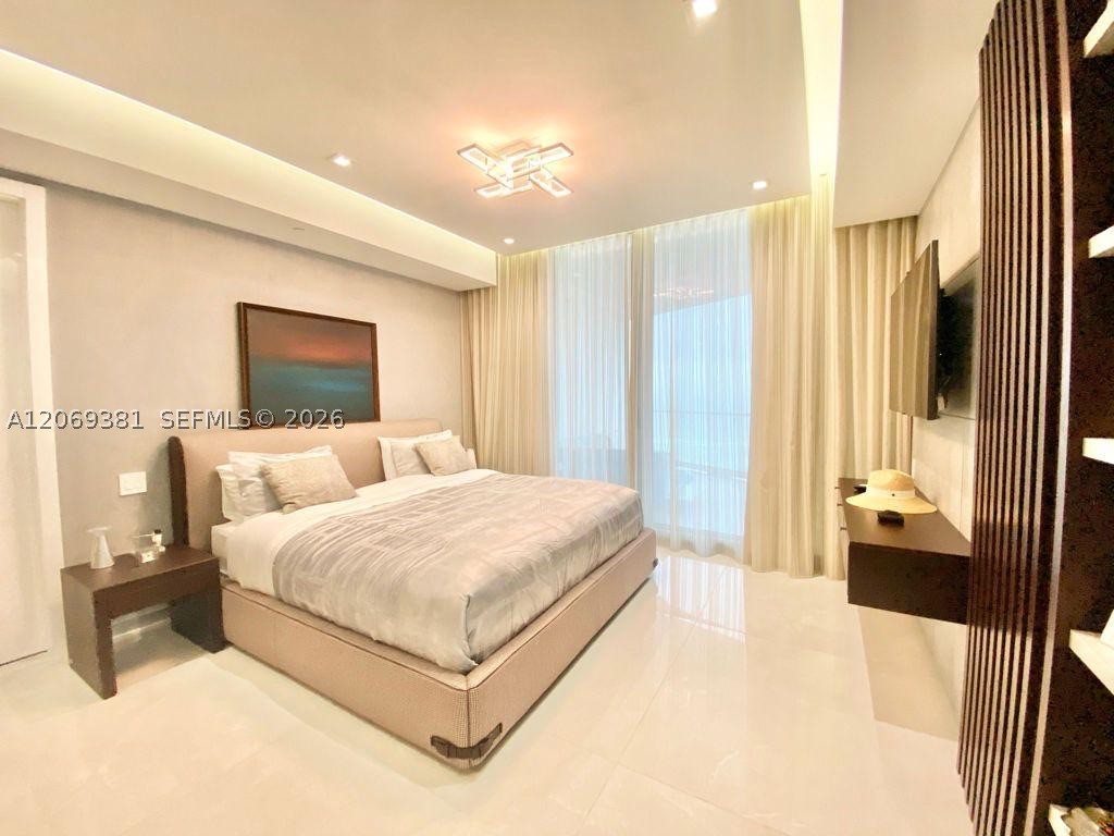 16901 Collins Ave #701, Sunny Isles Beach FL 33160