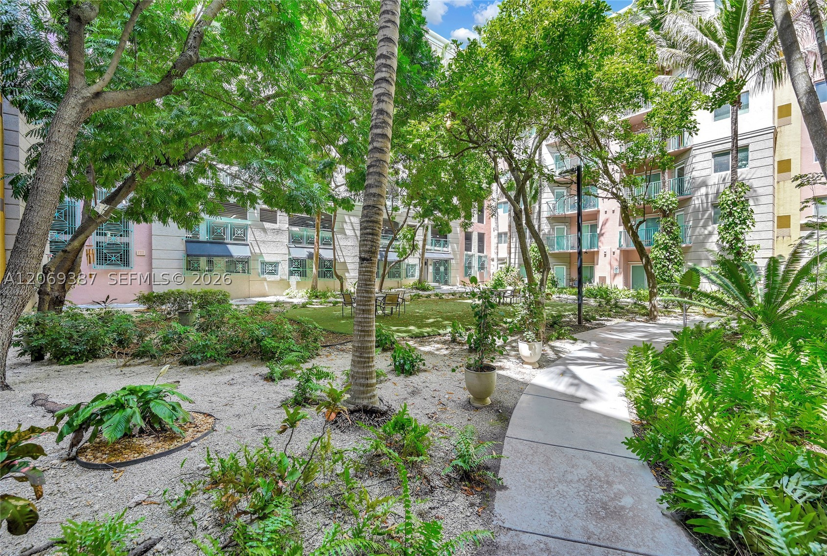 6001 SW 70th St #227, South Miami FL 33143