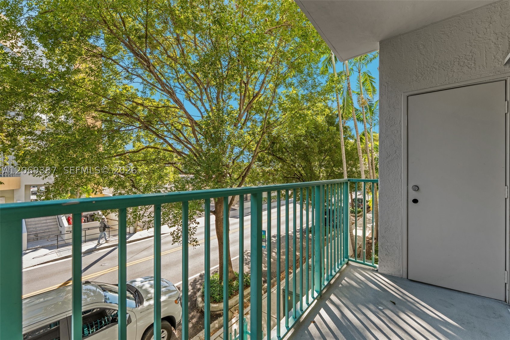 6001 SW 70th St #227, South Miami FL 33143
