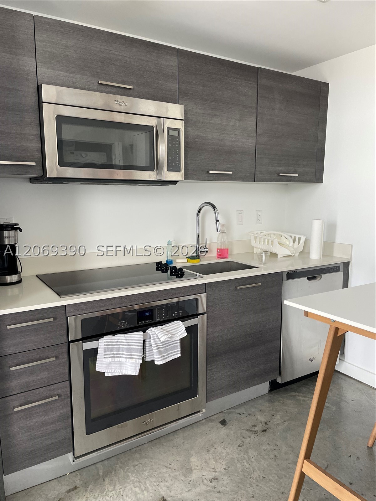 151 SE 1st St #3004, Miami FL 33131