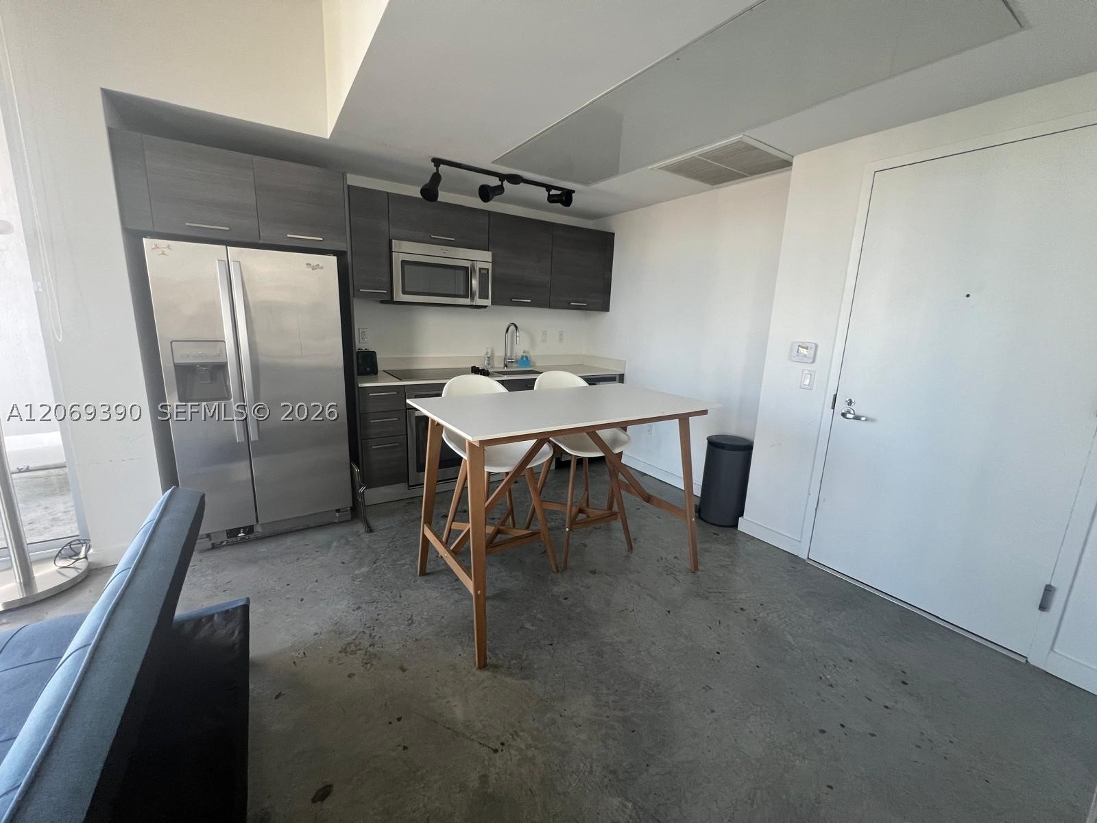 151 SE 1st St #3004, Miami FL 33131