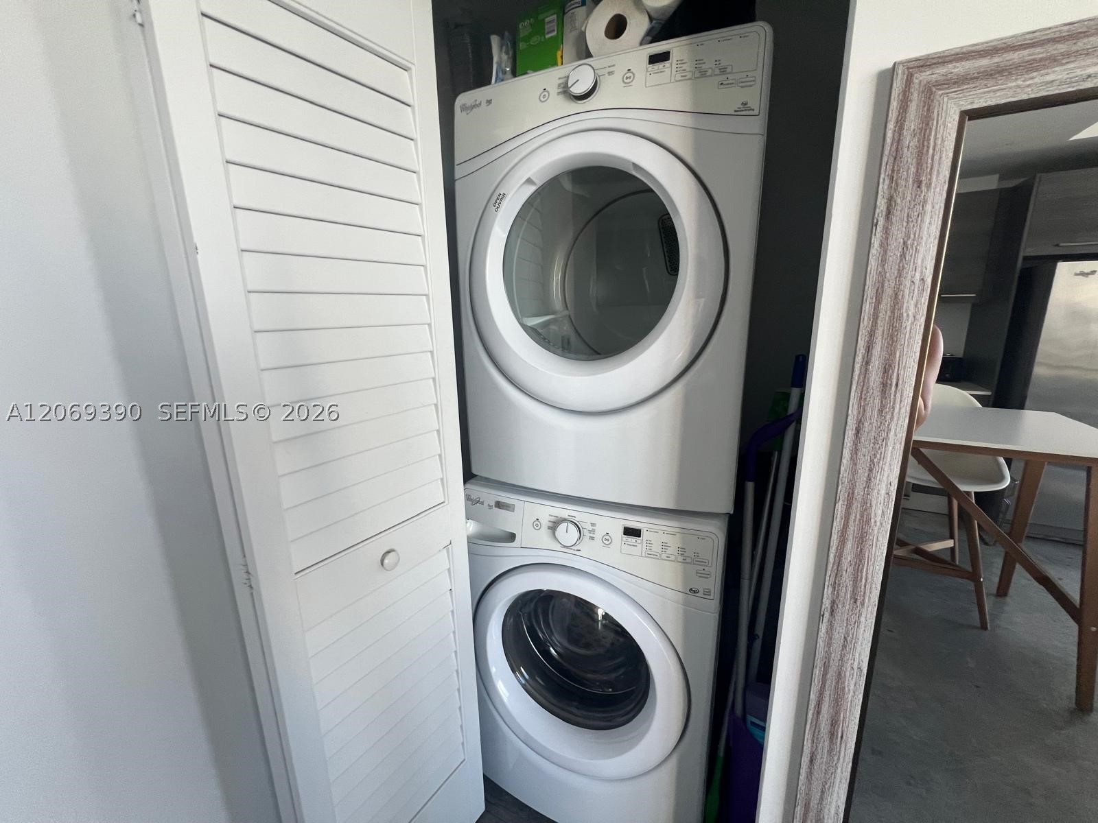 151 SE 1st St #3004, Miami FL 33131