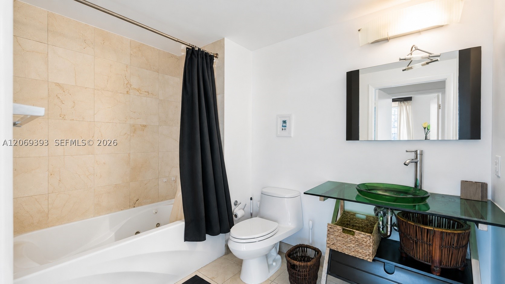 6365 Collins Ave #2805, Miami Beach FL 33141