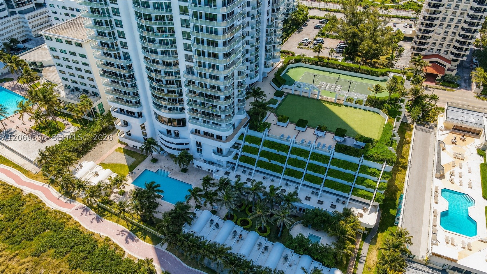 6365 Collins Ave #2805, Miami Beach FL 33141