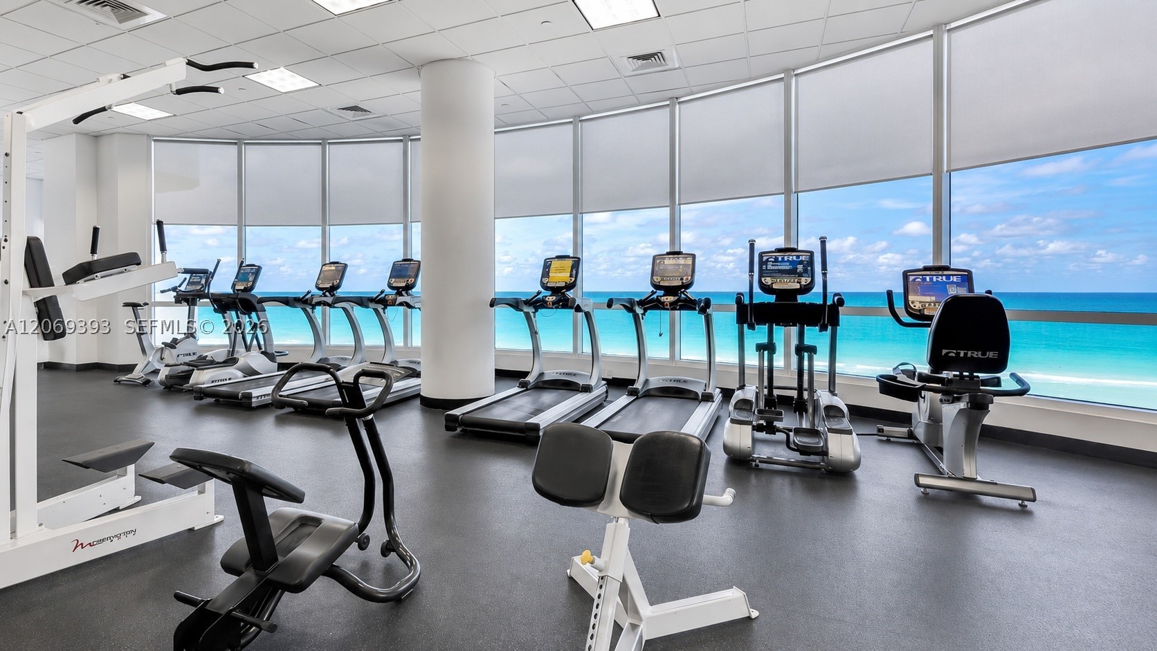 6365 Collins Ave #2805, Miami Beach FL 33141