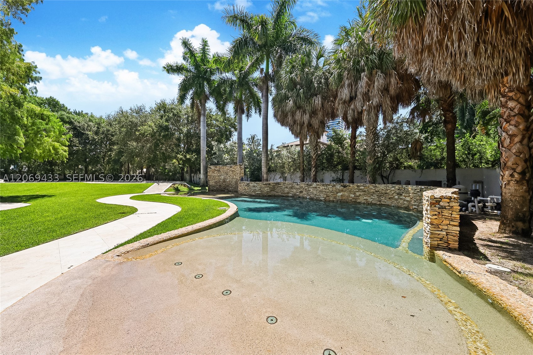 180 Ocean Blvd, Golden Beach FL 33160
