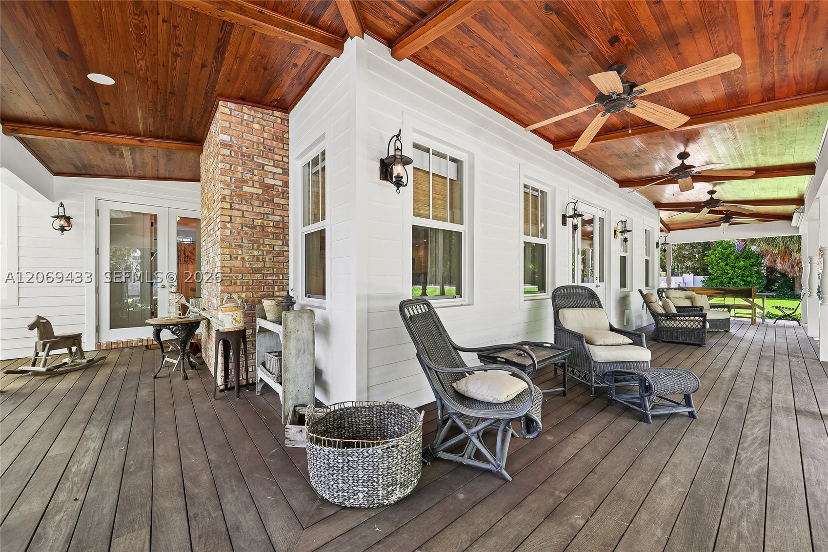 180 Ocean Blvd, Golden Beach FL 33160