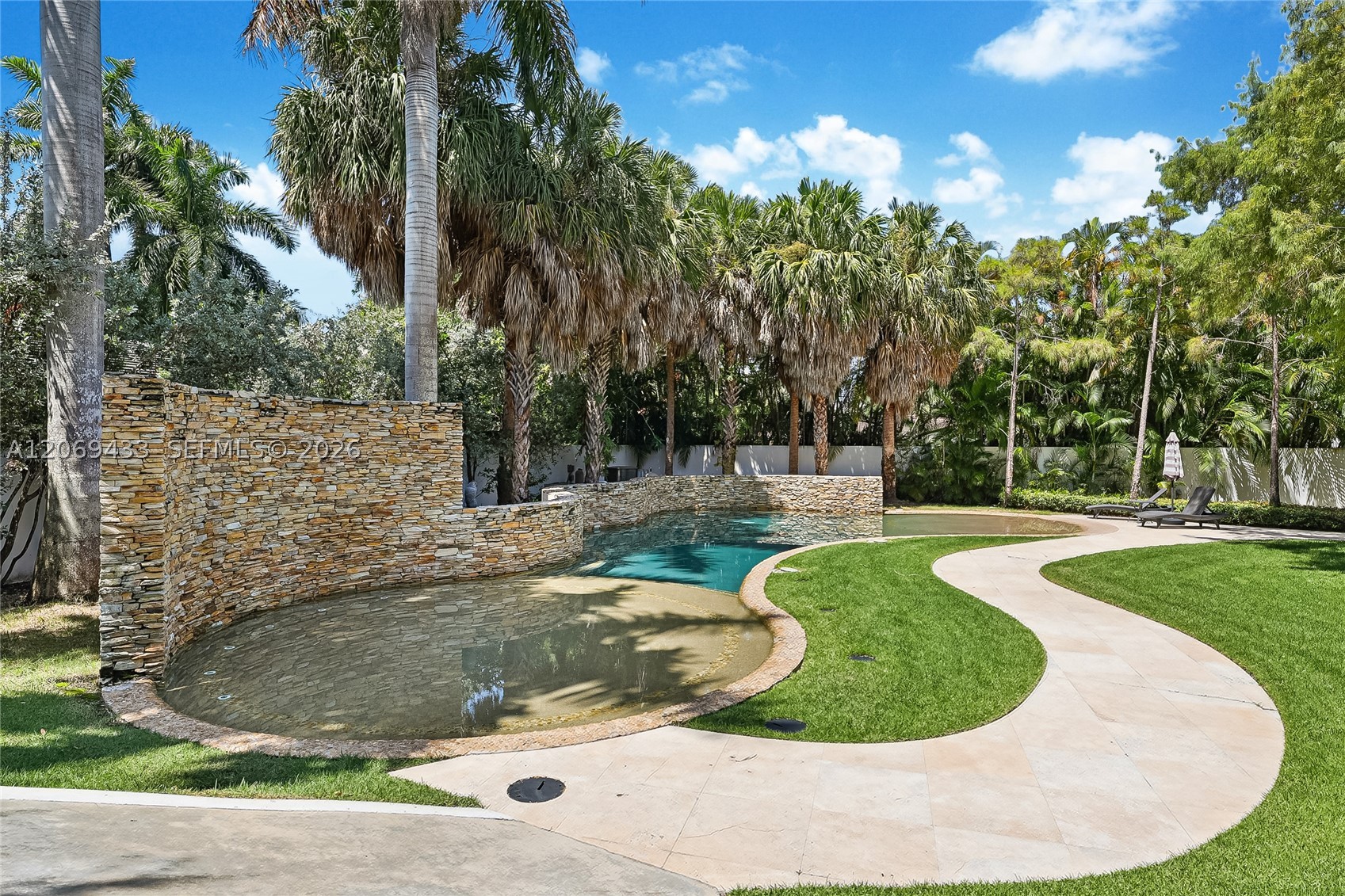 180 Ocean Blvd, Golden Beach FL 33160