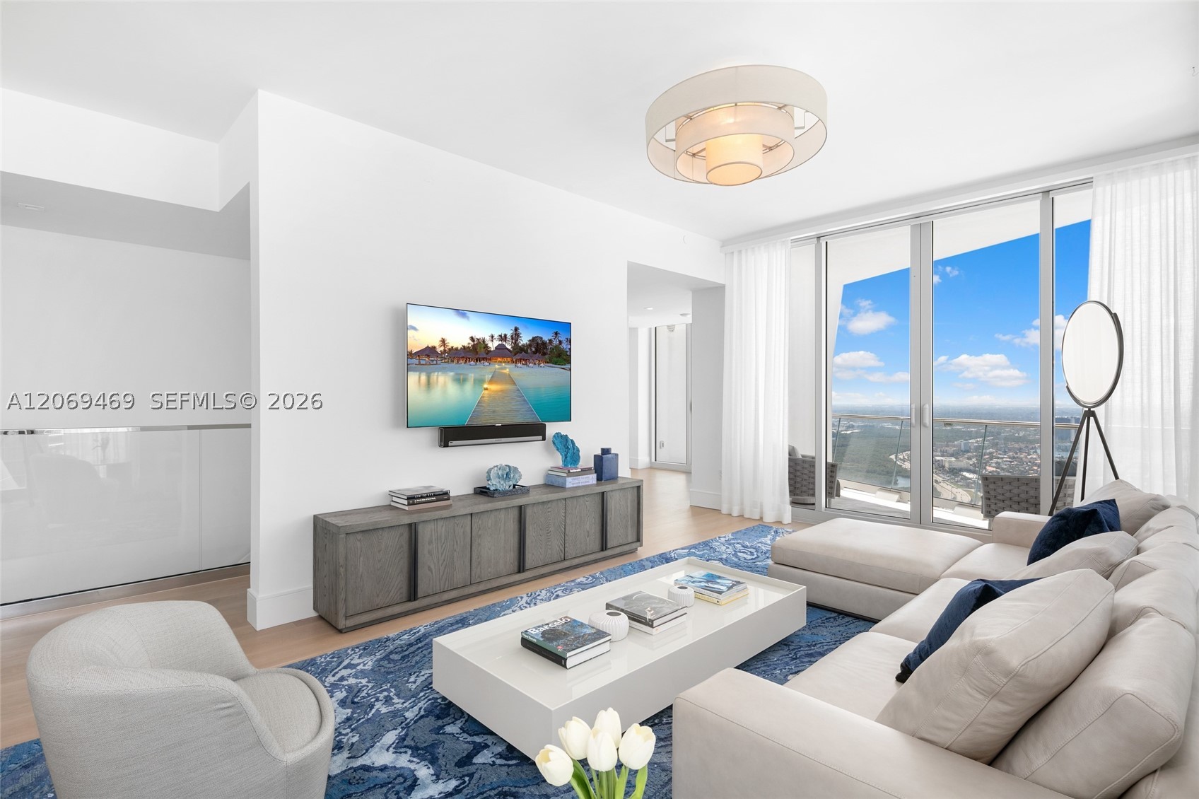16901 Collins Ave #5305, Sunny Isles Beach FL 33160