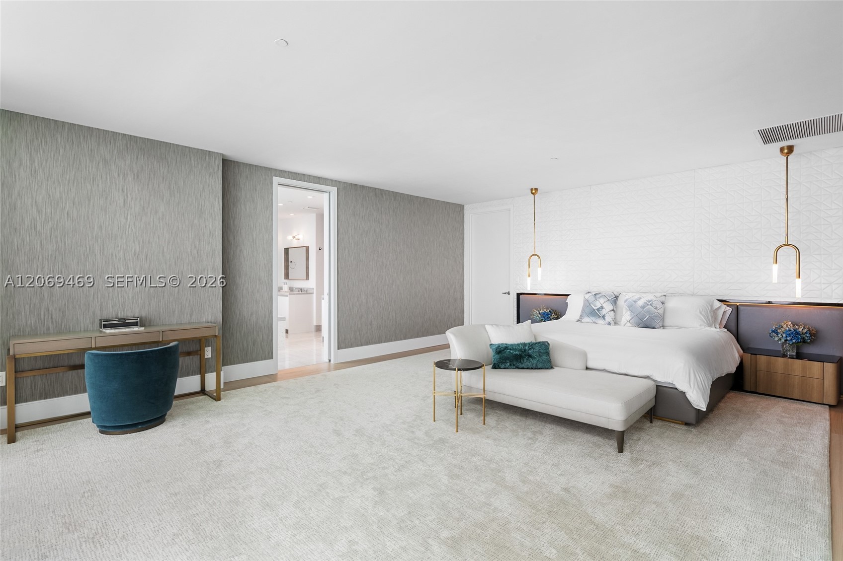 16901 Collins Ave #5305, Sunny Isles Beach FL 33160