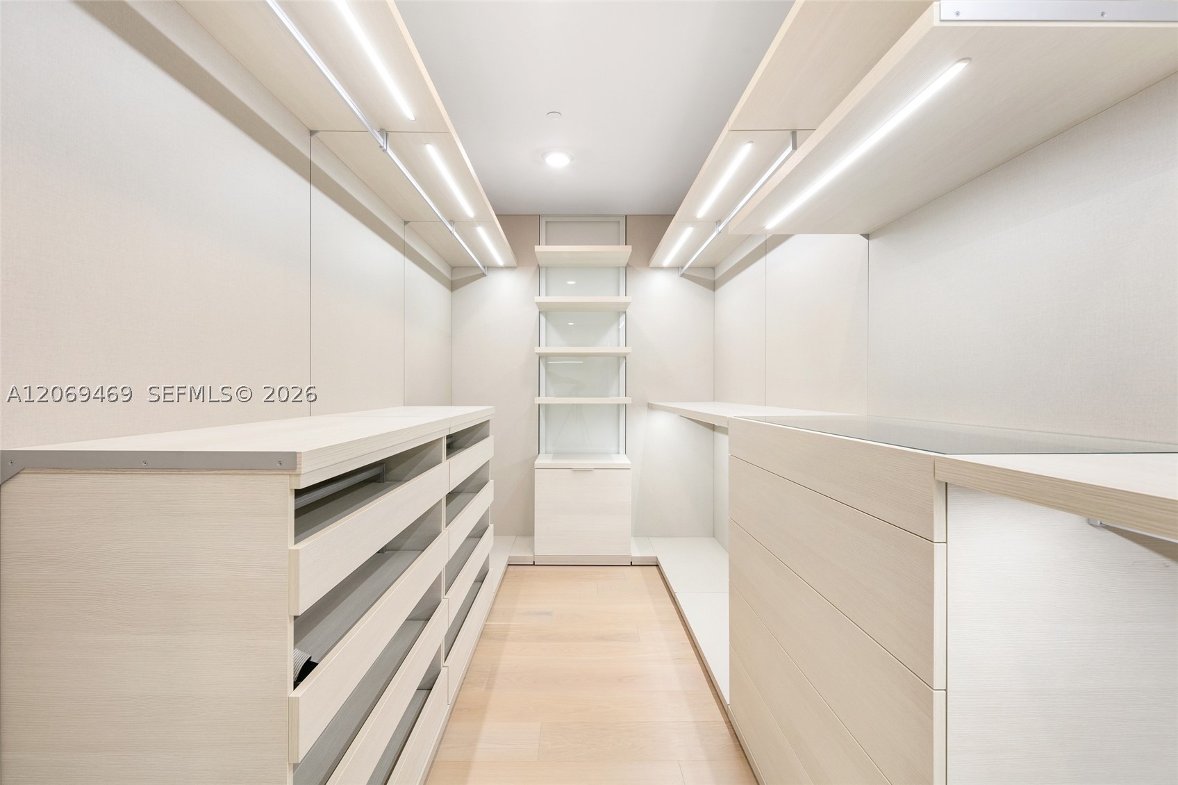 16901 Collins Ave #5305, Sunny Isles Beach FL 33160