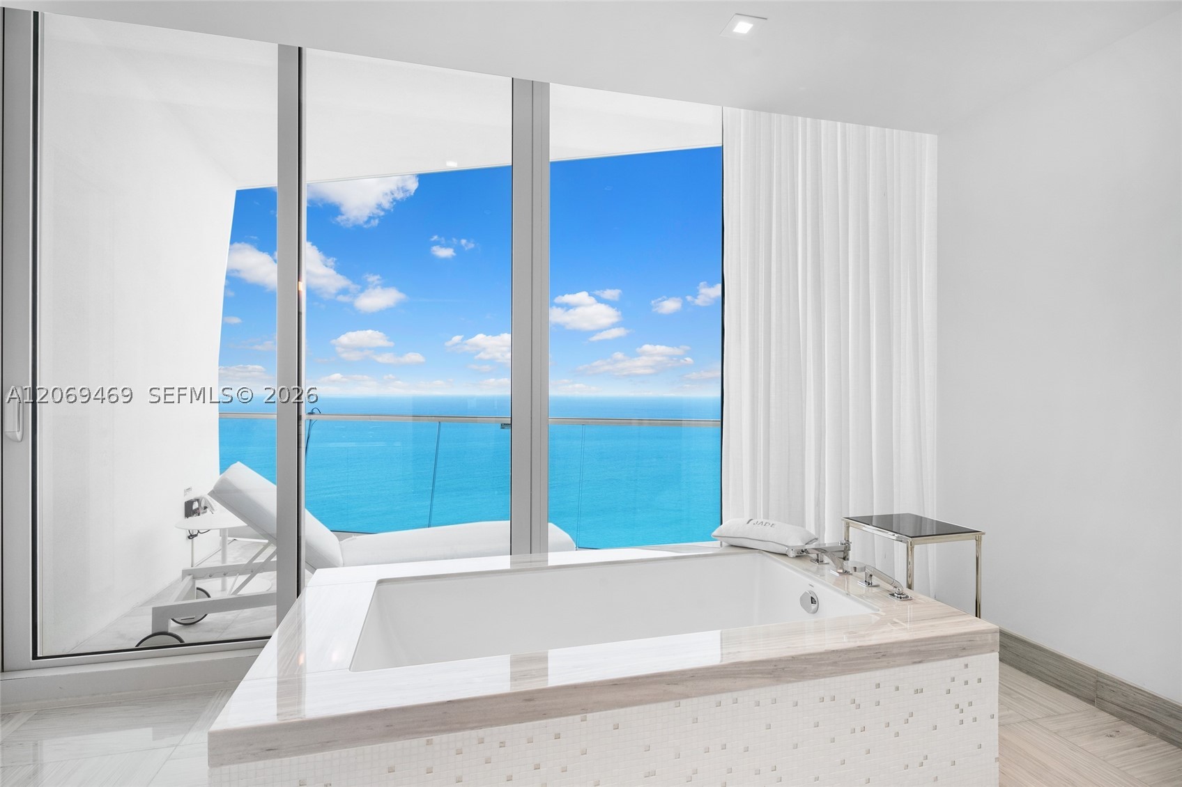 16901 Collins Ave #5305, Sunny Isles Beach FL 33160