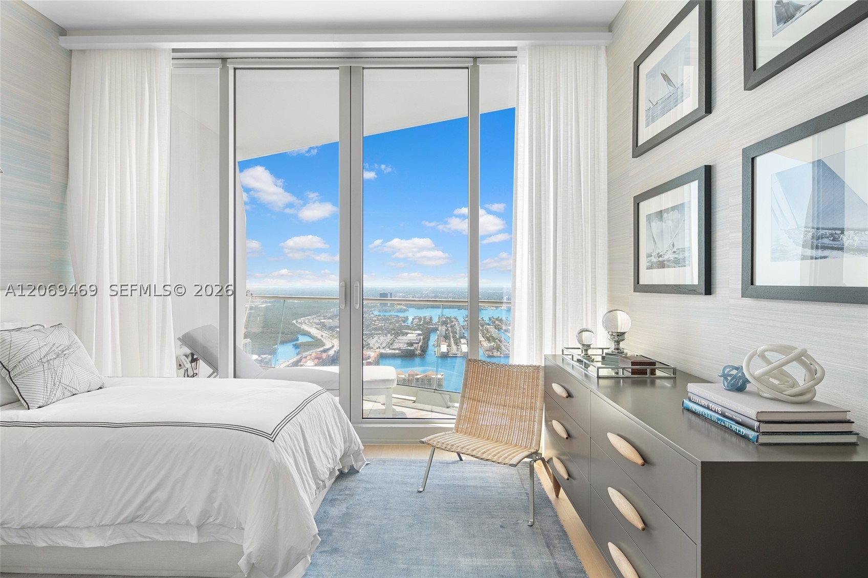 16901 Collins Ave #5305, Sunny Isles Beach FL 33160