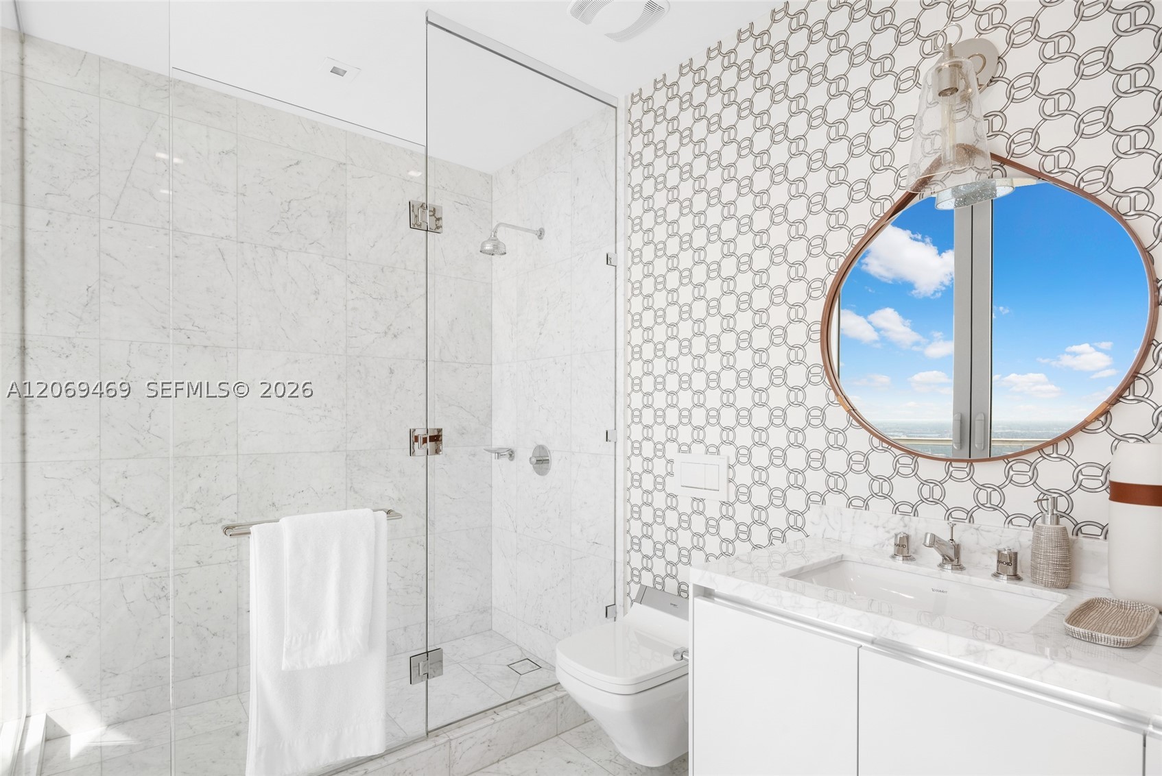 16901 Collins Ave #5305, Sunny Isles Beach FL 33160