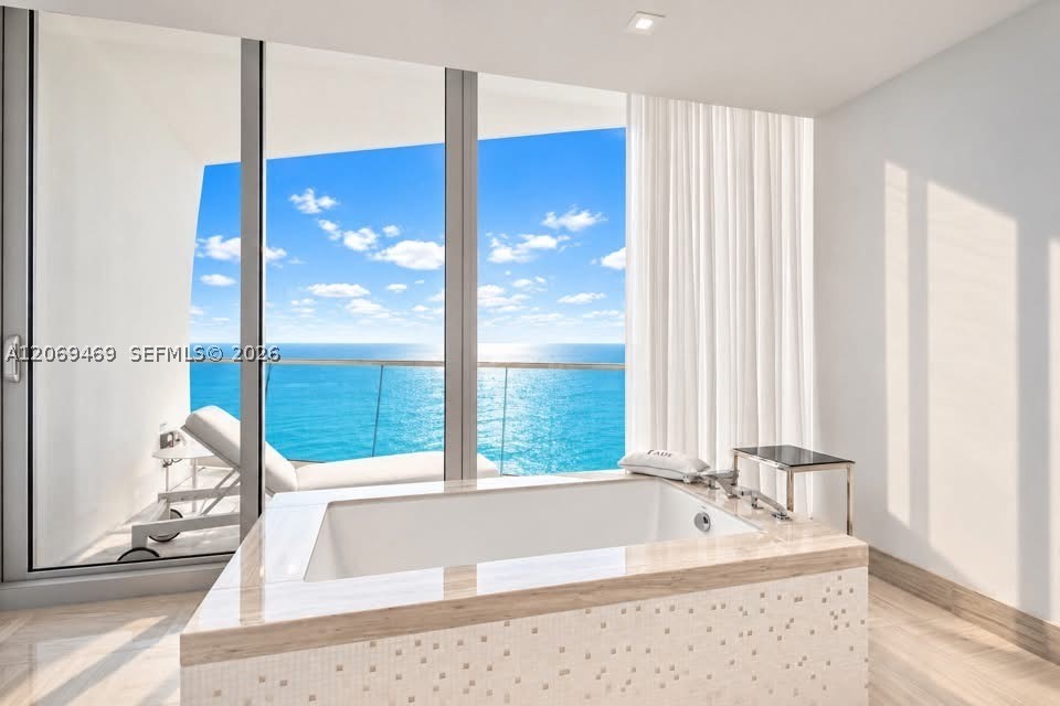 16901 Collins Ave #5305, Sunny Isles Beach FL 33160