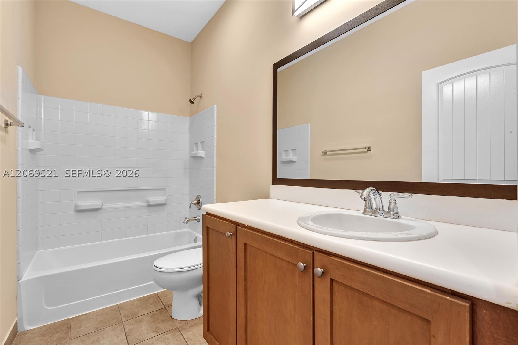 3530 NW 29th Ct, Lauderdale Lakes FL 33311